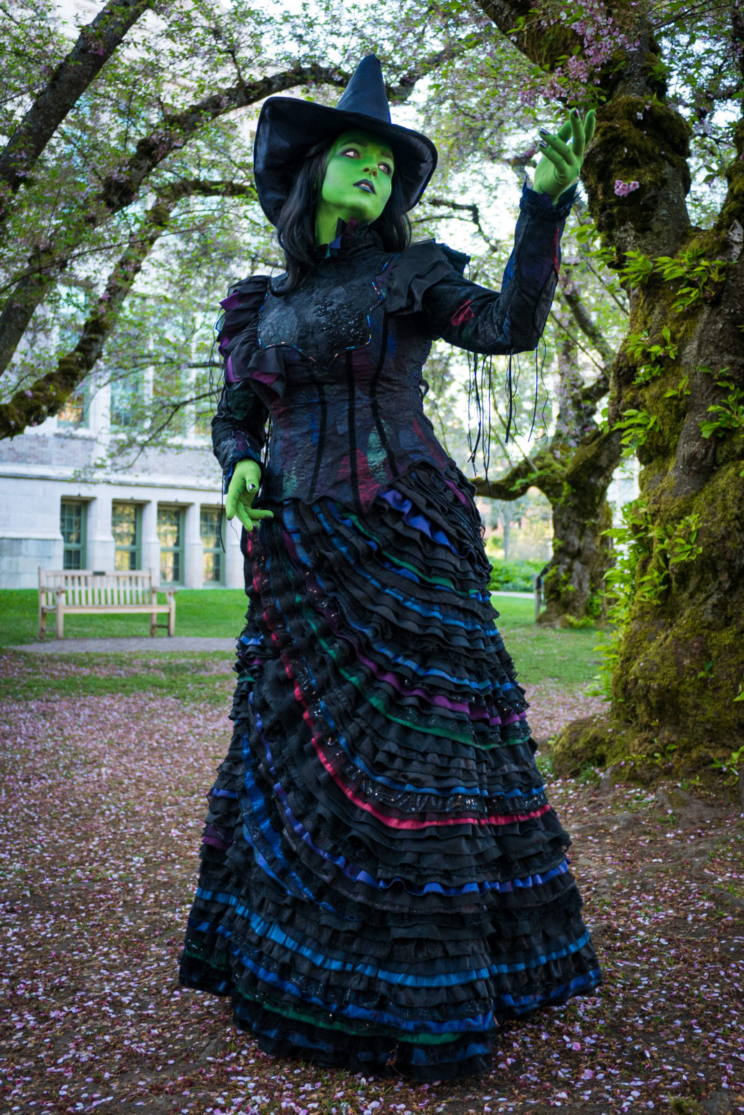 I Feel Wicked : Elphaba Cosplay – RandomTuesday